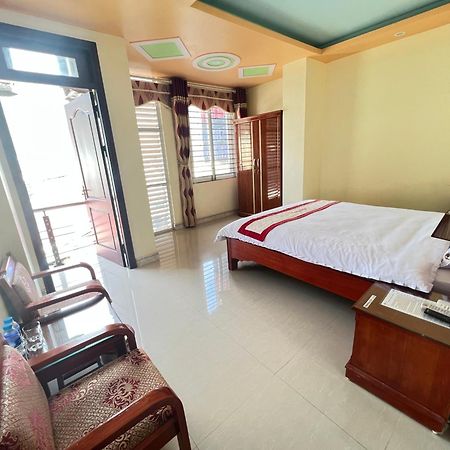 דונג ואן Huy Hoang Hotel מראה חיצוני תמונה